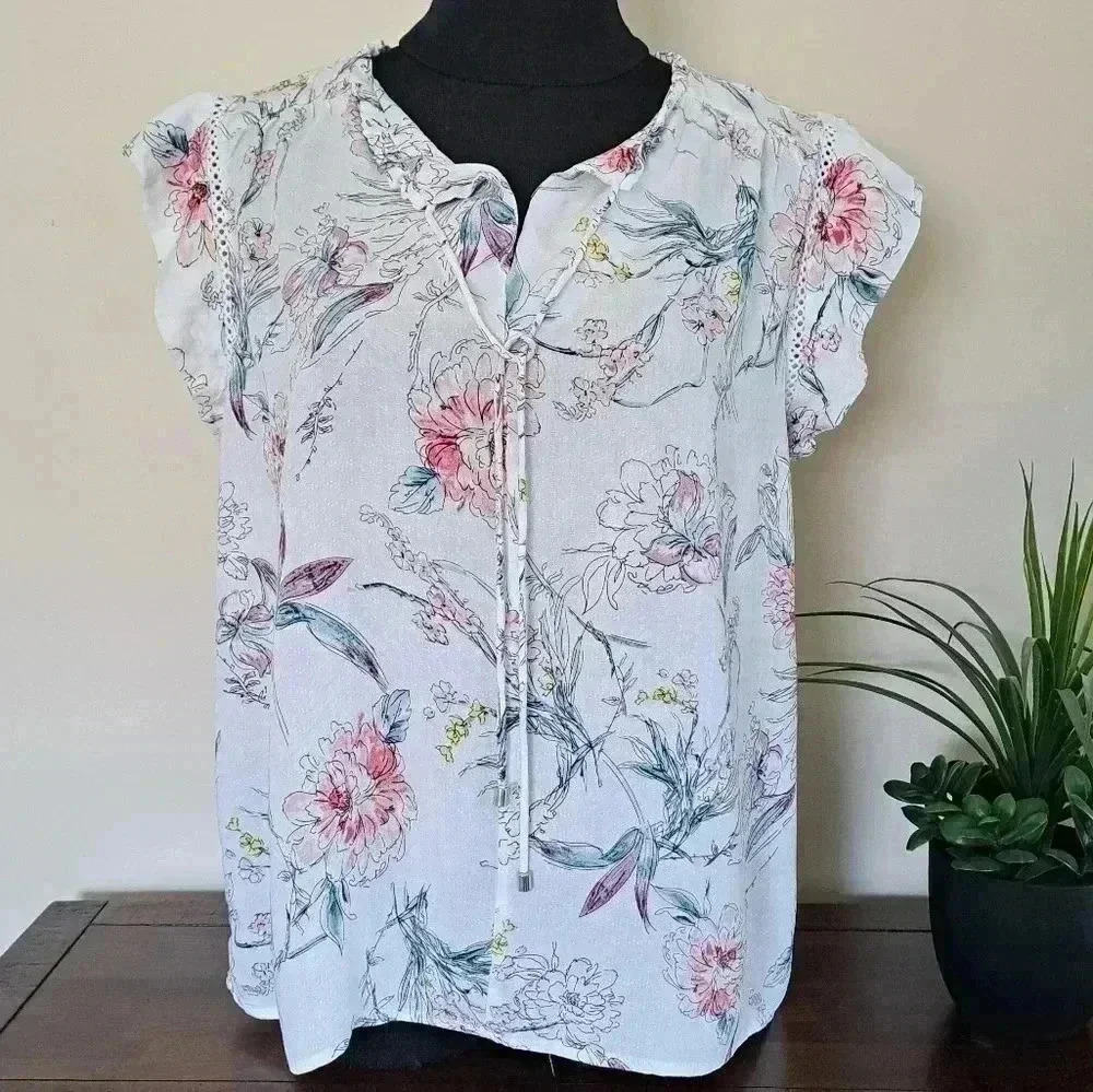 Buffalo David Bitton Floral Blouse Lightweight Flowy Top Medium White Pink Green